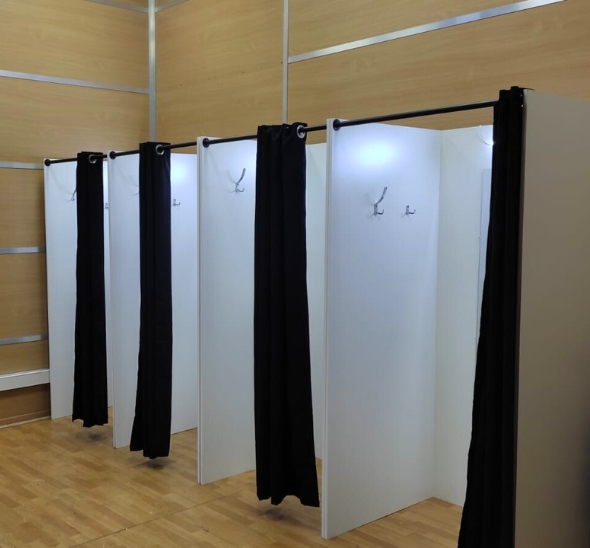 Примерочная кабинка