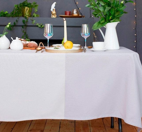 Стол квадратный под скатерть