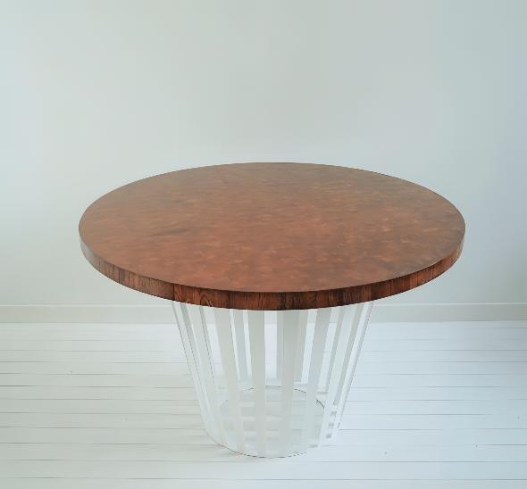 Стол со столешницей из дуба