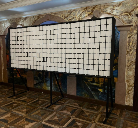 Арт объект Поле чудес