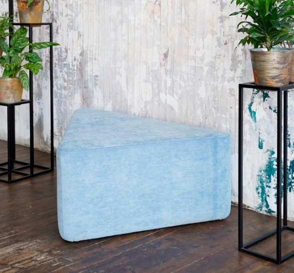 Пуфик Большой треугольник Небесно-голубой