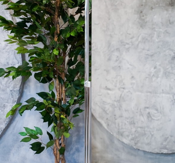 Зеркало напольное на колёсах