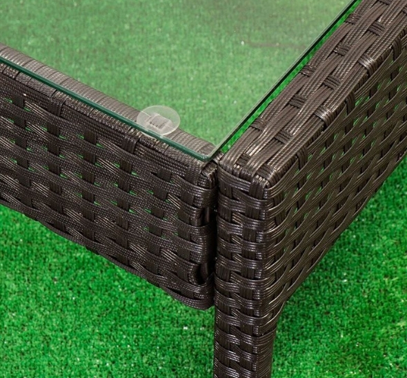 Журнальный стол садовый