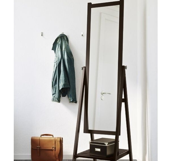 Зеркало из дерева коричневое Гарден