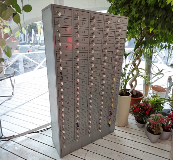 Локер на 100 ячеек