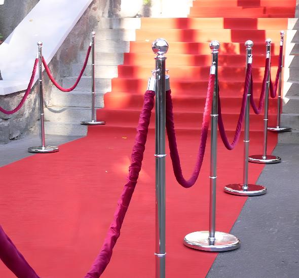 Стойка с канатом серебристая