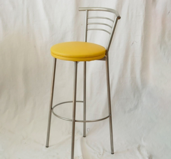 Барный стул Маркус Ван жёлтый
