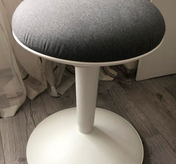 Барный стул-неваляшка Нильс Эрик