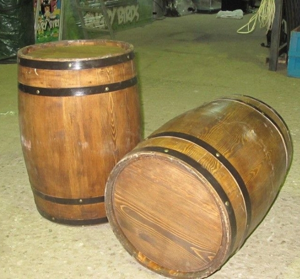 Деревянная бочка