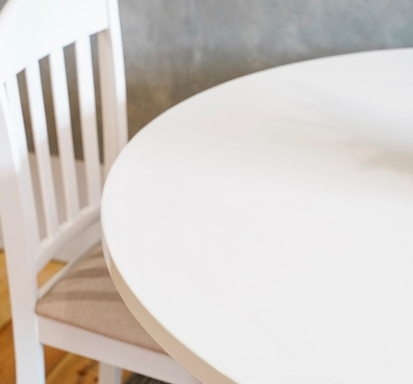 Круглый стол с цилиндрическим основанием D1400