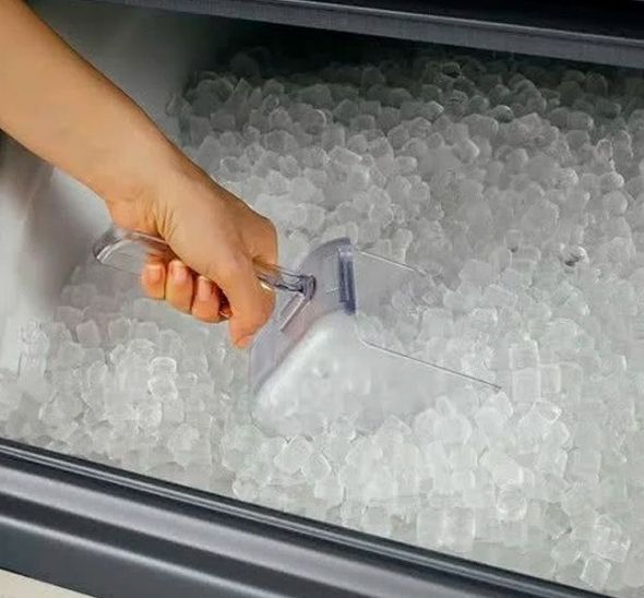 Лёдогенератор 90 л