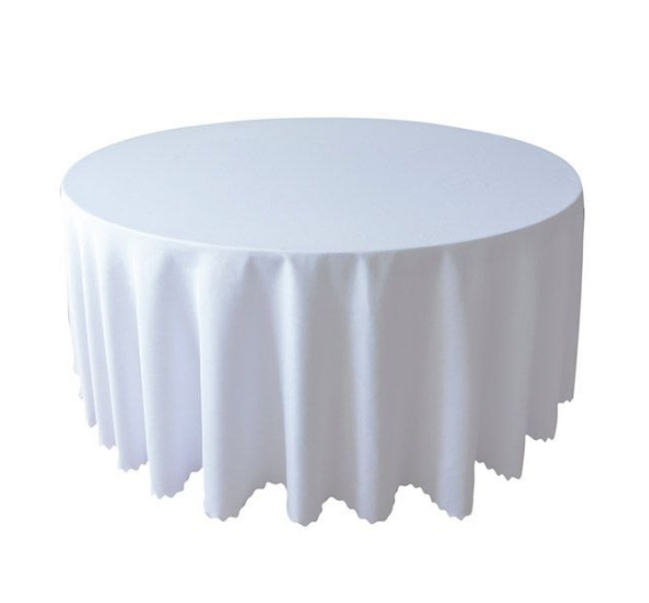 Стол банкетный с белой скатертью